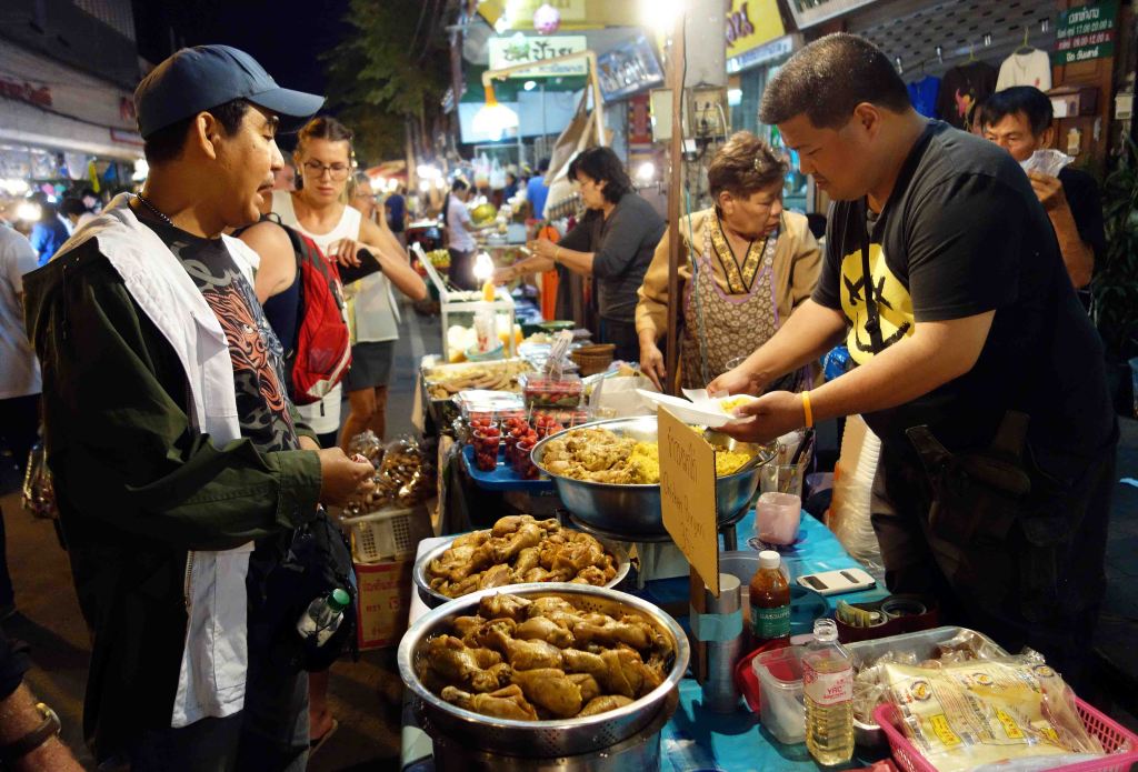 Fried chicken and strawberries