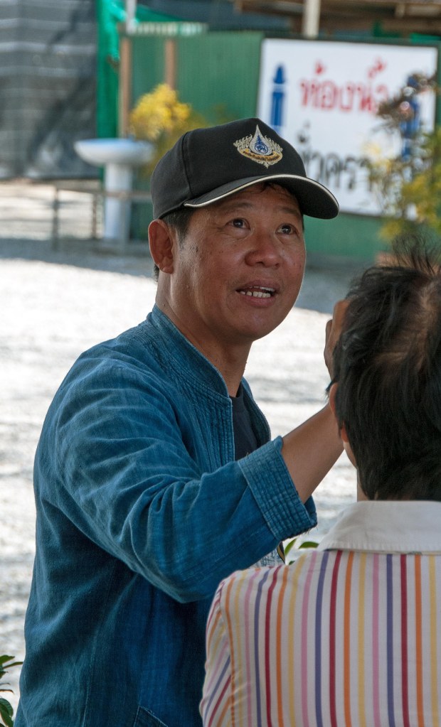 Chalermchai Kositpipat at Wat Rong Khun
