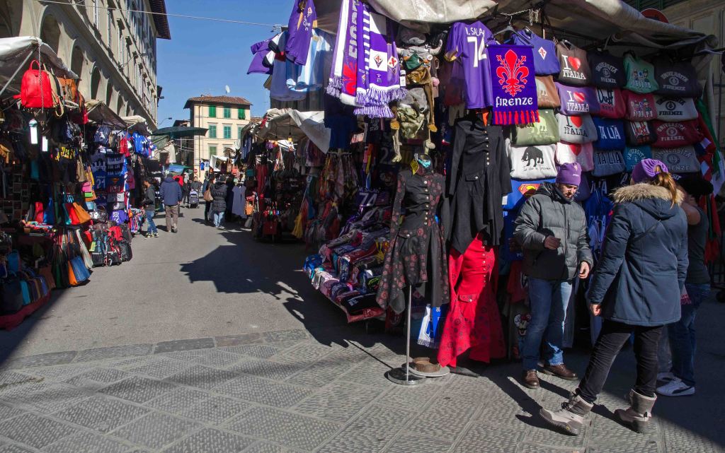 Street market, Florence