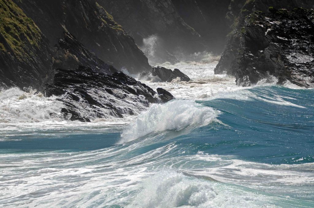  Waves on Esterio beach, Galicia, Spain