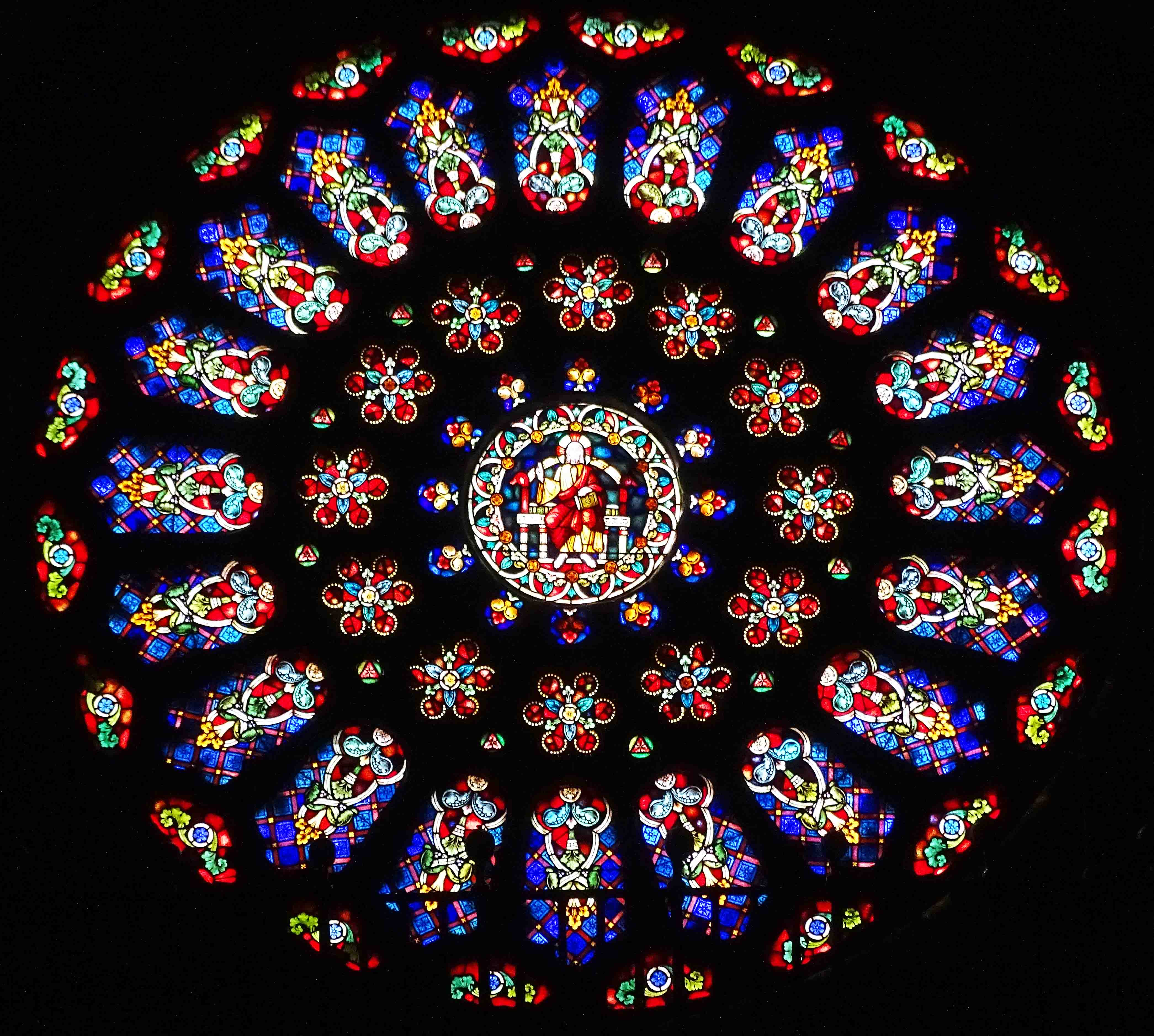 Mondoñedo Cathedral 16th Cent stained glass rose window_edited-2
